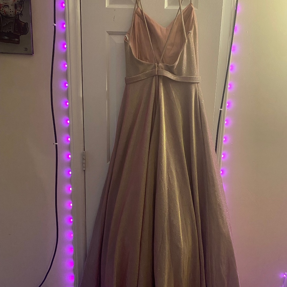 pink dress